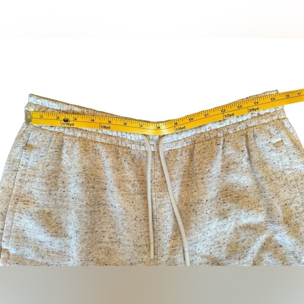 Dicks Sporting Goods Size 1X Speckled Oatmeal Shorts with Brown and Gray Trim - Picture 8 of 11